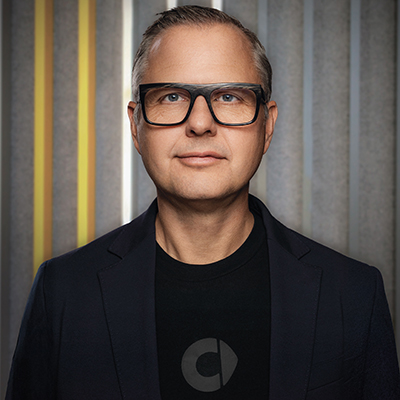 Wolfgang ufer smart europa 400x400px
