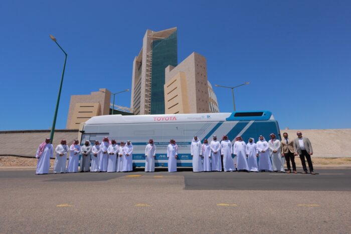 Caetanobus h2city gold autobús de hidrógeno a prueba yanbu arabia saudí