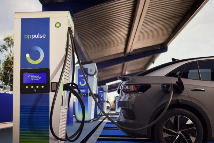 Bp pulse dc hpc charging stations