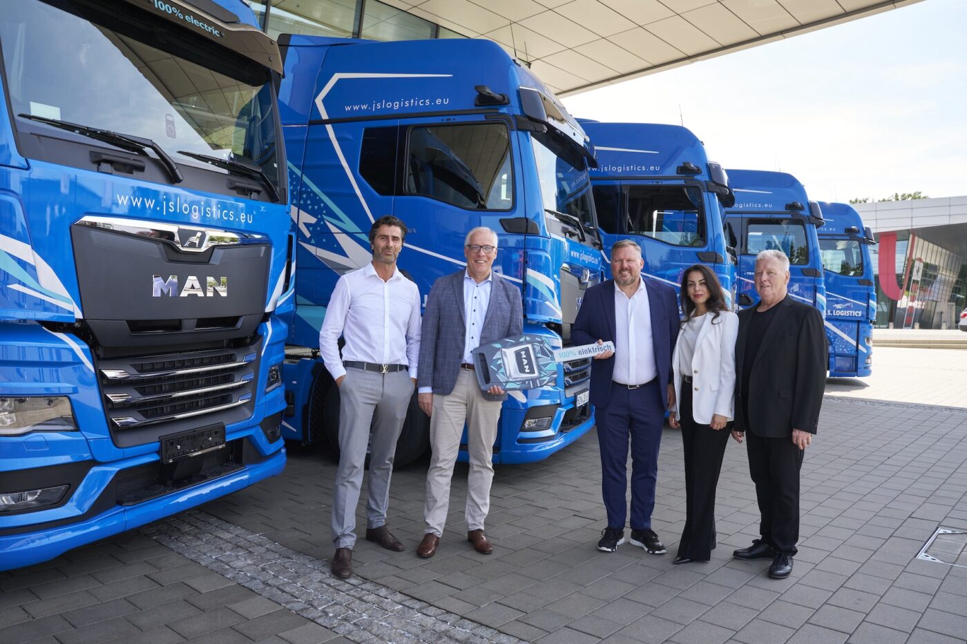 Man etgx: traspaso de JS Logistics