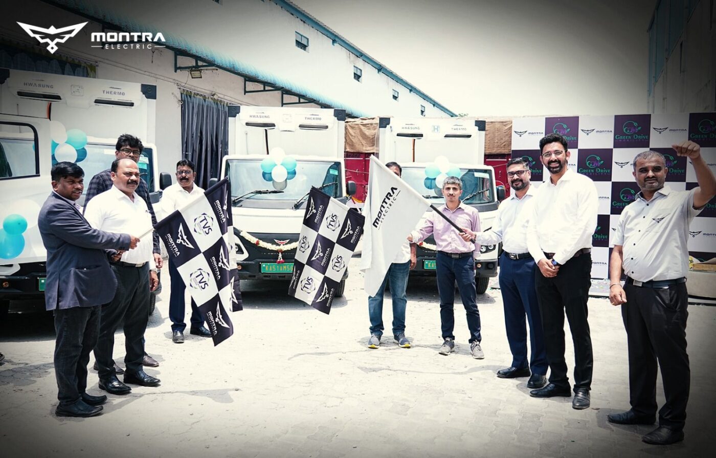Montra electric eviator delivery ceremony more retail