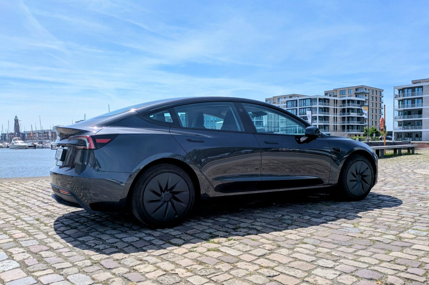 Informe de conducción del modelo Tesla, por Christoph M. Schwarzer