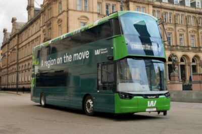 West yorkshire wrightbus autobuses eléctricos recortados